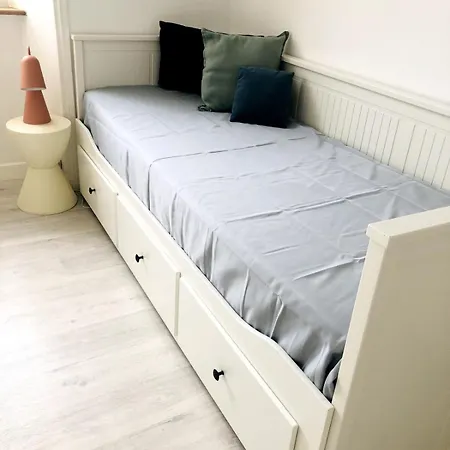 Apartment Retro Chic Charm 100m From Sea *